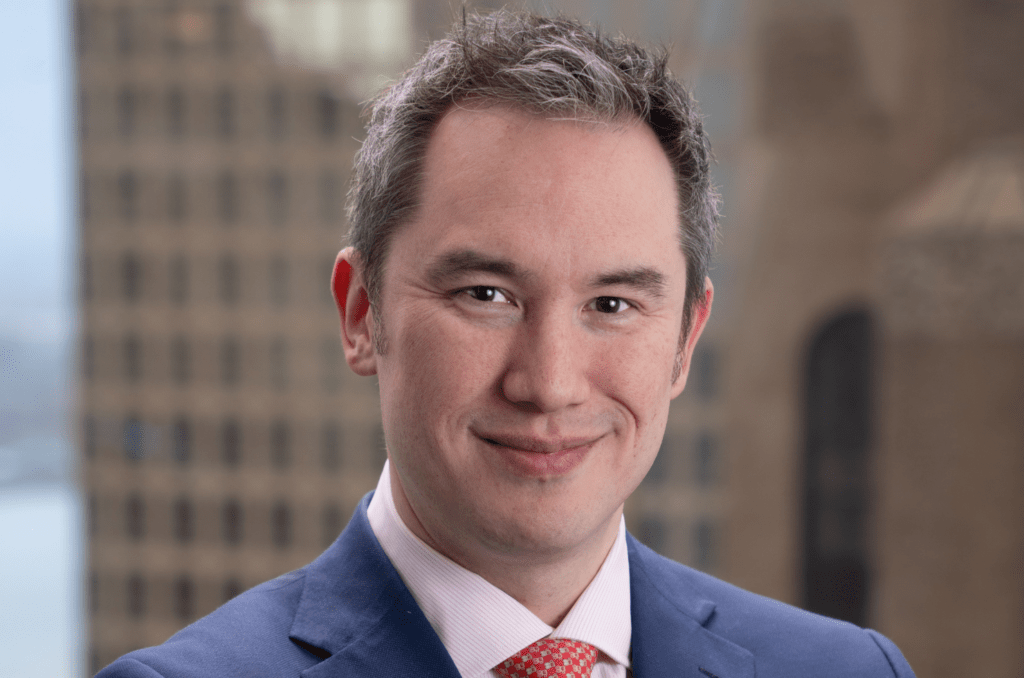 Headshot Web-Optimizing Template (16) Headshot of Victor Suthammanont